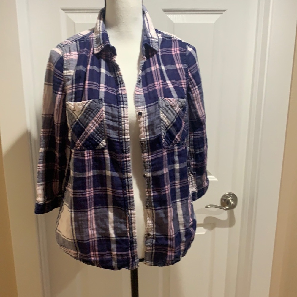 Button Down - Picture 1 of 4